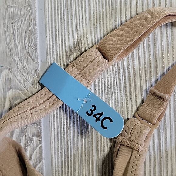 Bali Smoothing Nude Convertible Straps Bra Womens Size 34C NWT - Picture 4 of 9